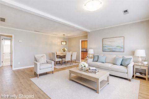 Tiny photo for 270 North Street, Chagrin Falls, OH 44022 (MLS # 5189866)