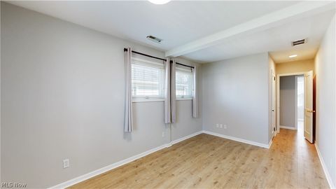 Tiny photo for 270 North Street, Chagrin Falls, OH 44022 (MLS # 5189866)