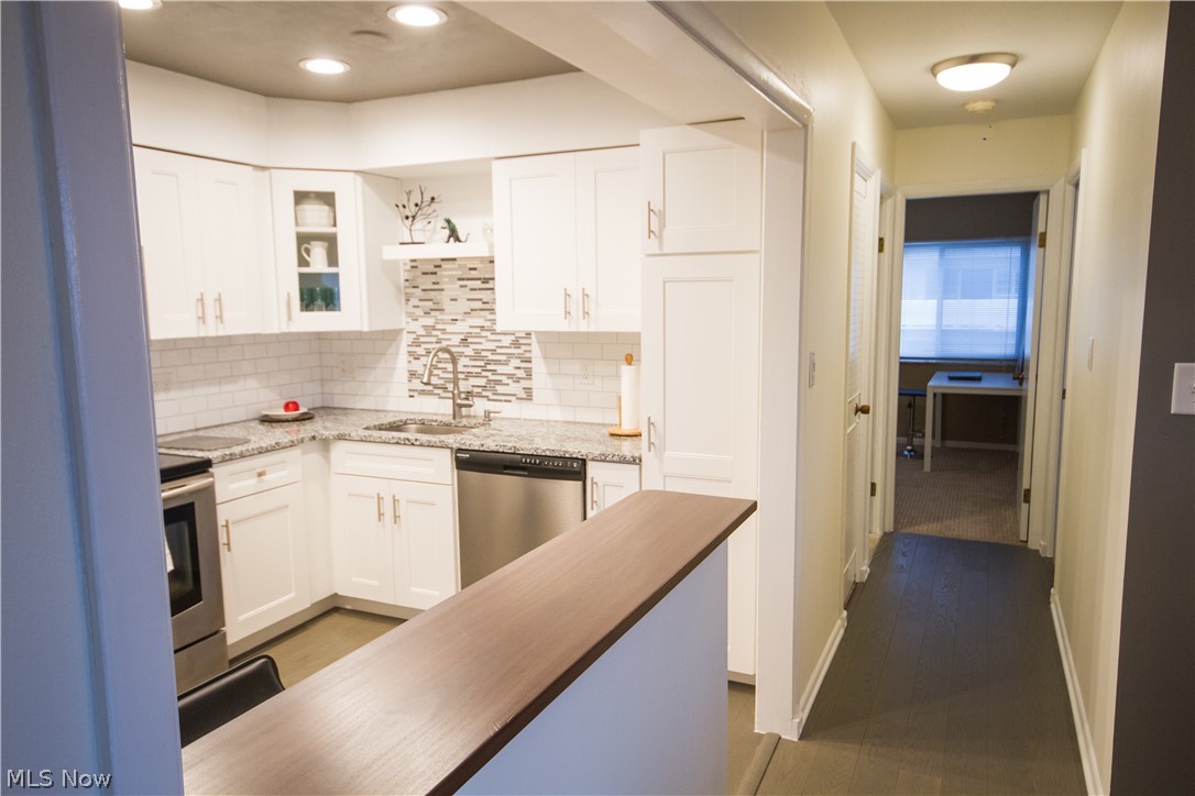 Cliff Towers - Residential