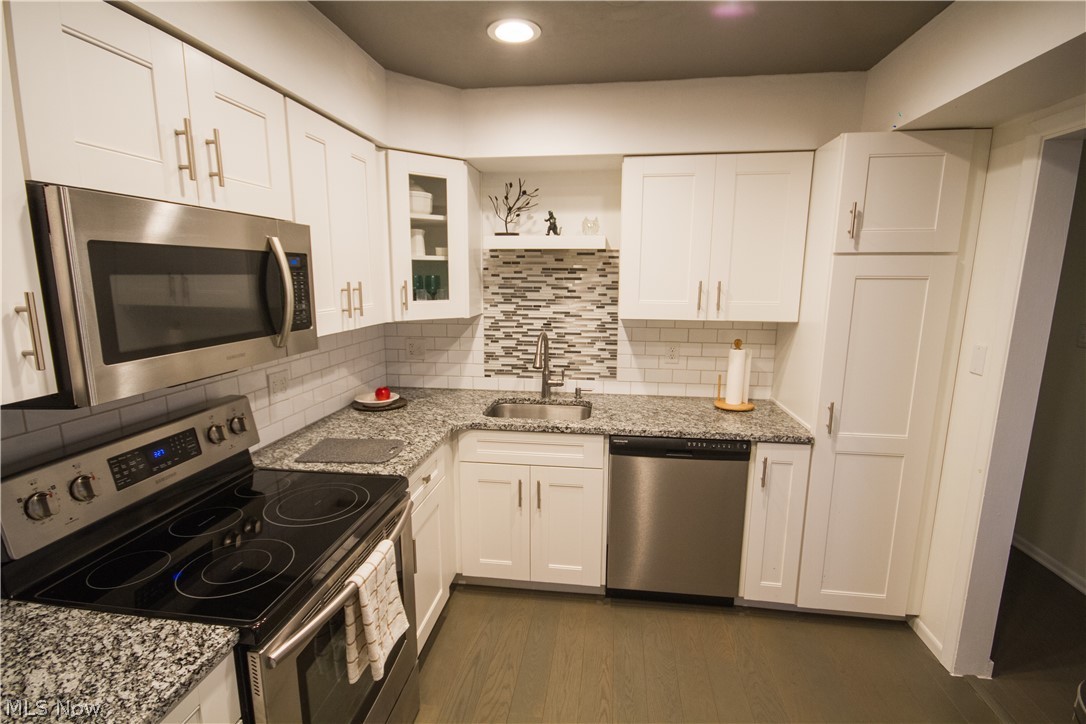 Cliff Towers - Residential