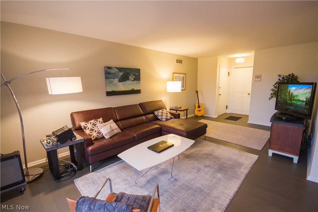 Cliff Towers - Residential