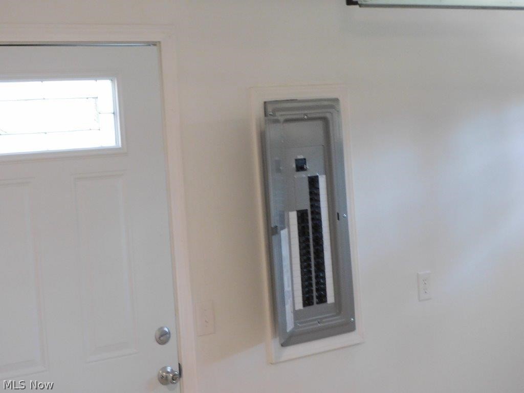 Connecticut Western Reserve - Residential