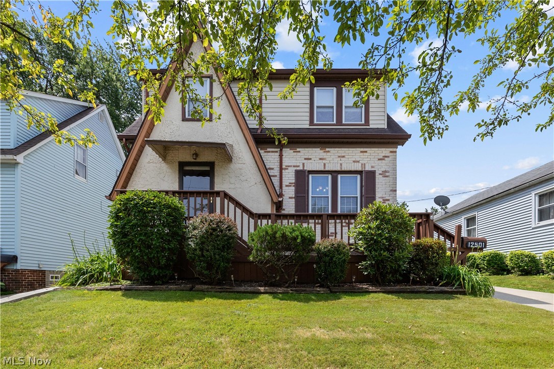 12501 Wayland