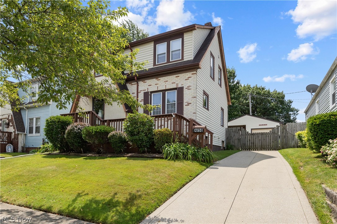 12501 Wayland