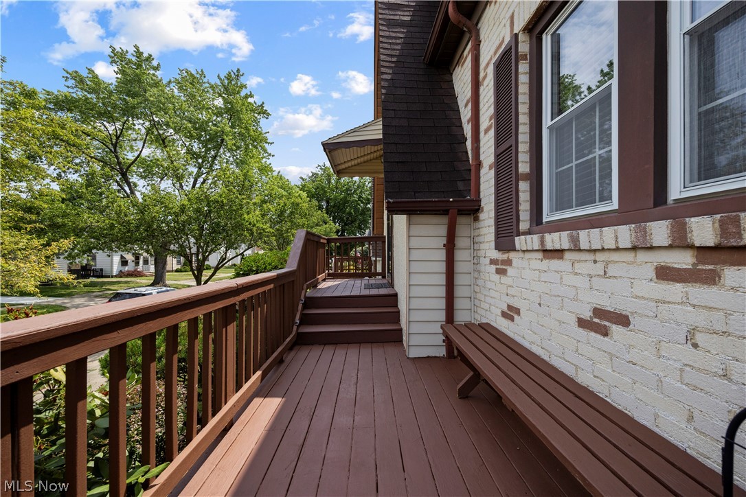 12501 Wayland