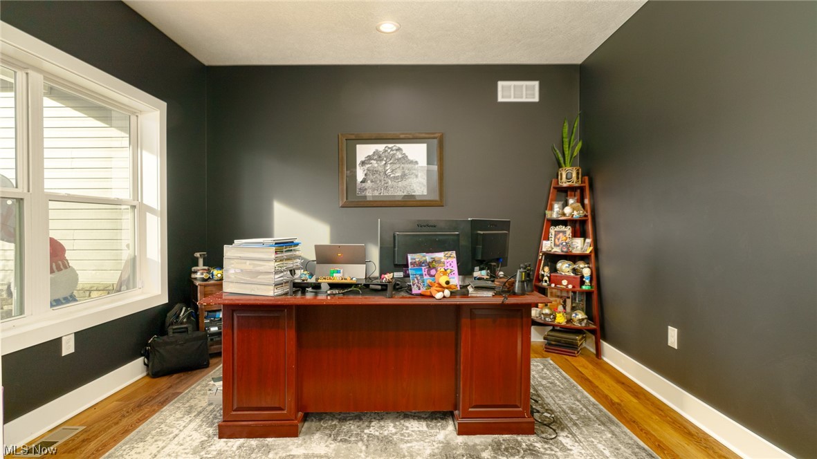 Sharon - Residential