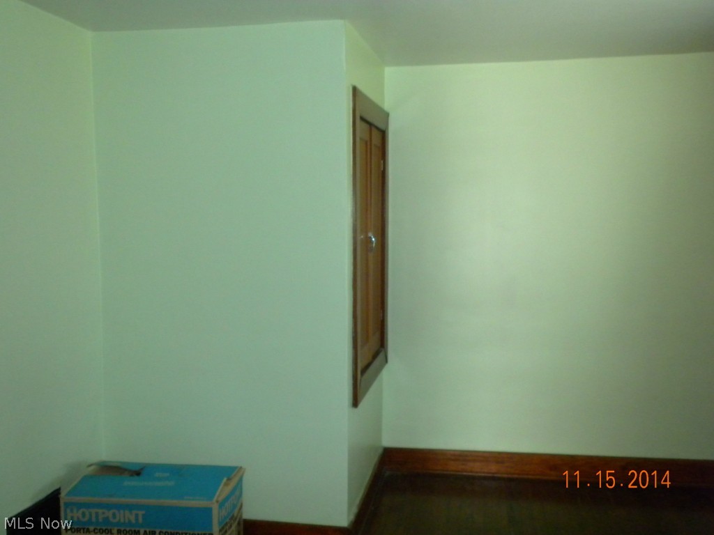 Mccullaghs Riverview - Residential