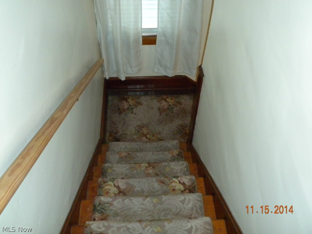 Mccullaghs Riverview - Residential