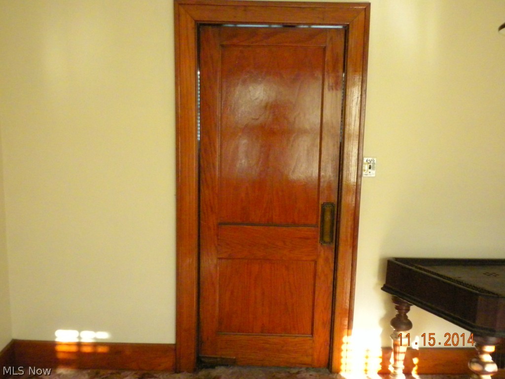 Mccullaghs Riverview - Residential