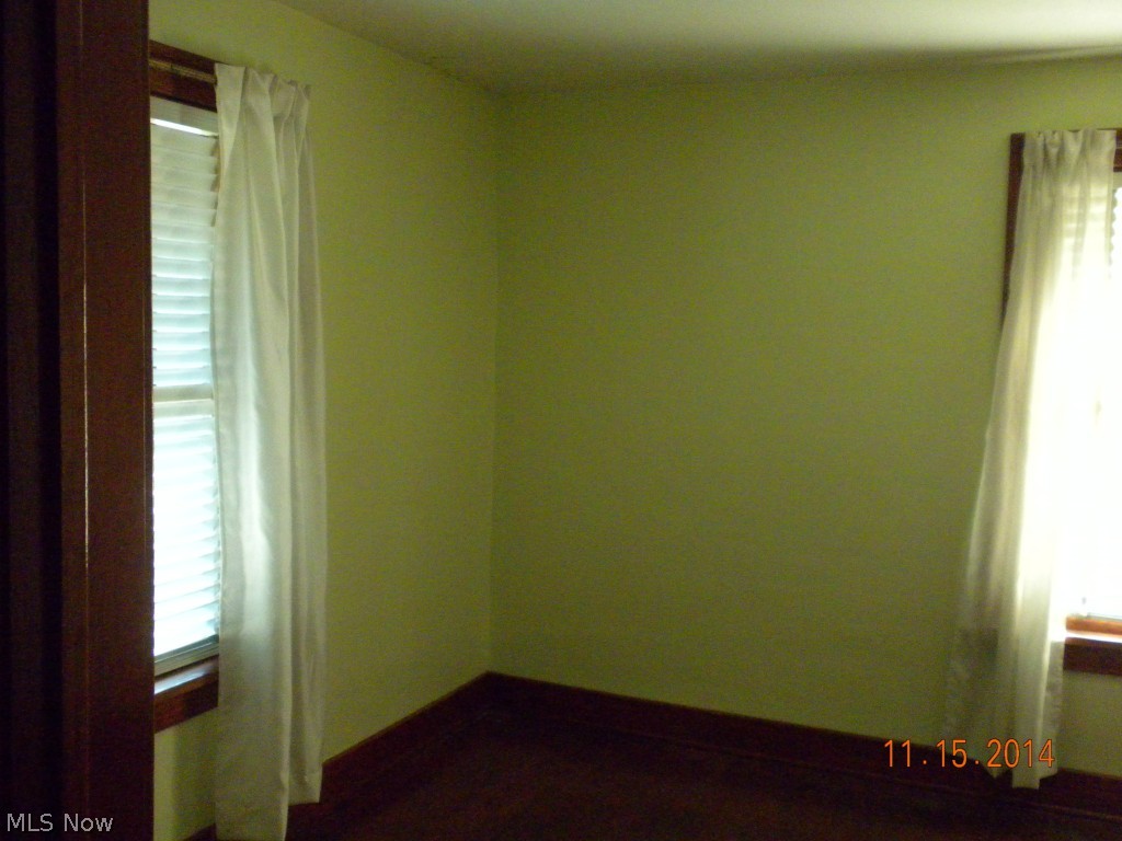 Mccullaghs Riverview - Residential