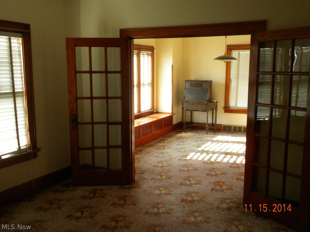 Mccullaghs Riverview - Residential