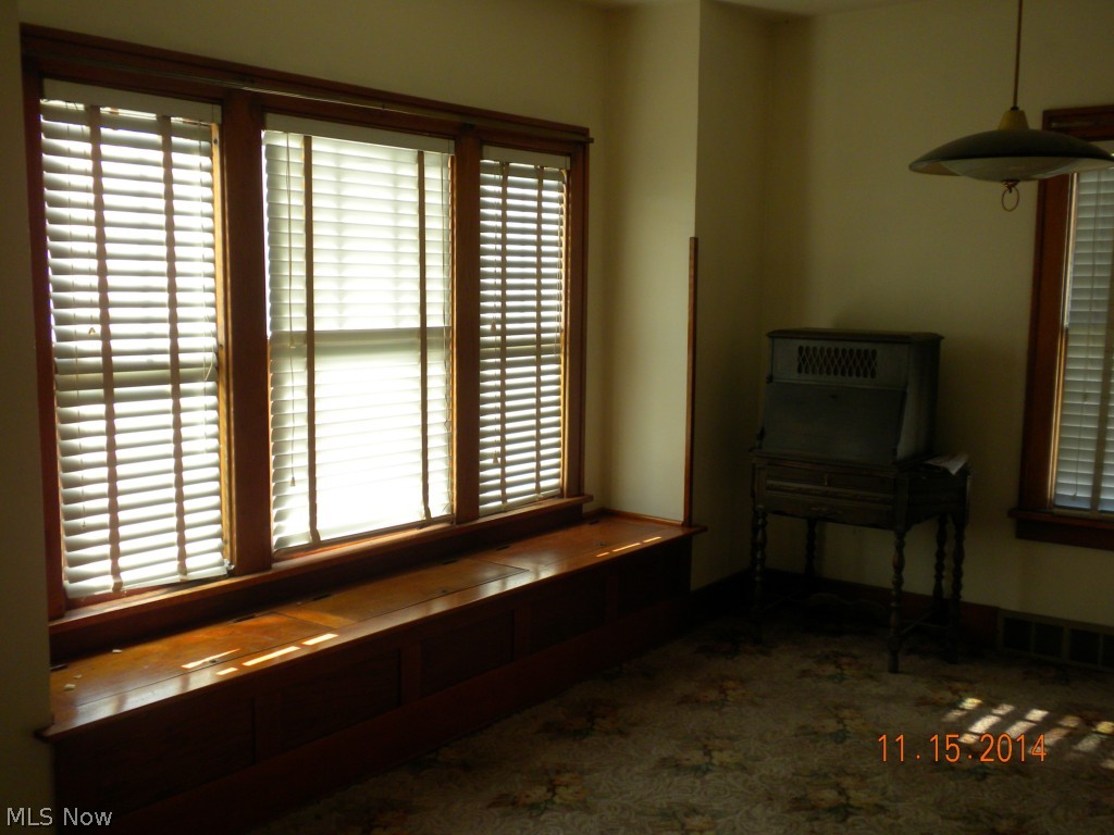 Mccullaghs Riverview - Residential