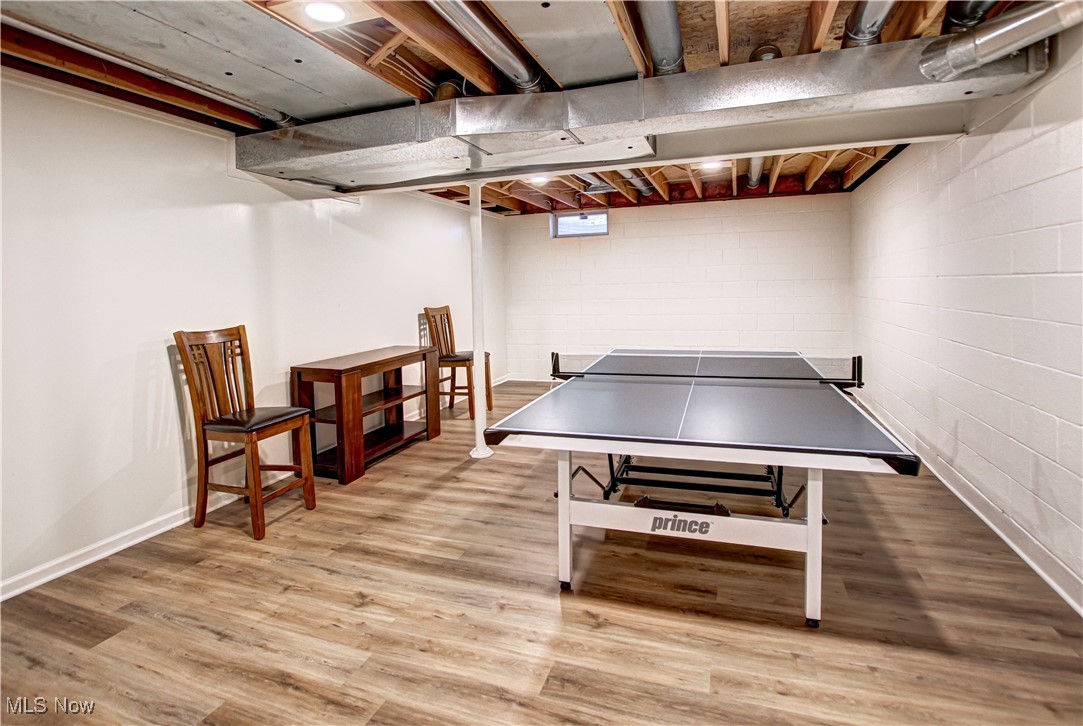 Wyndgate Condominiums - Residential