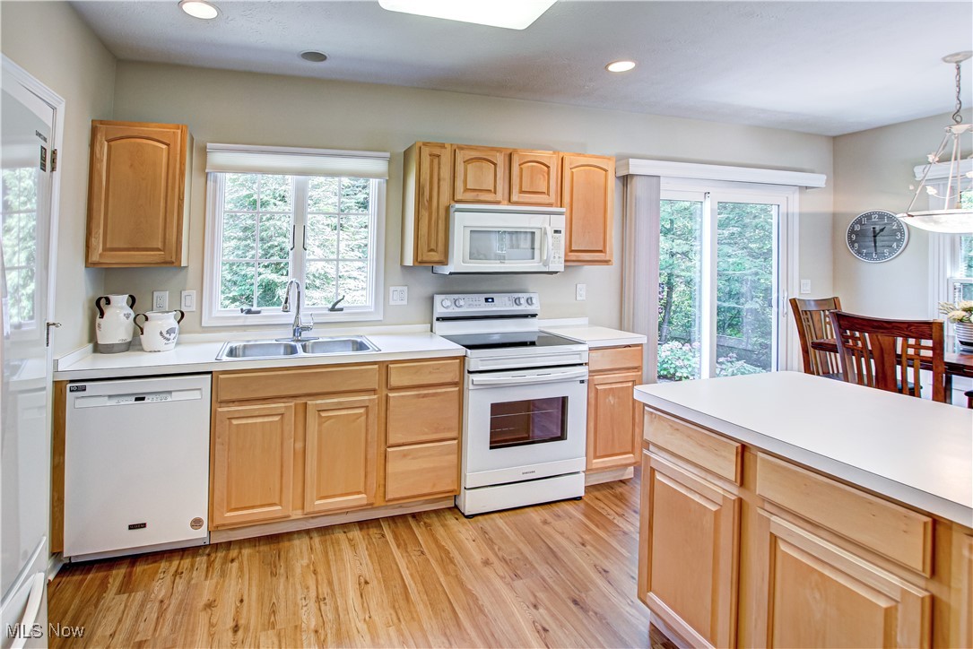 Wyndgate Condominiums - Residential