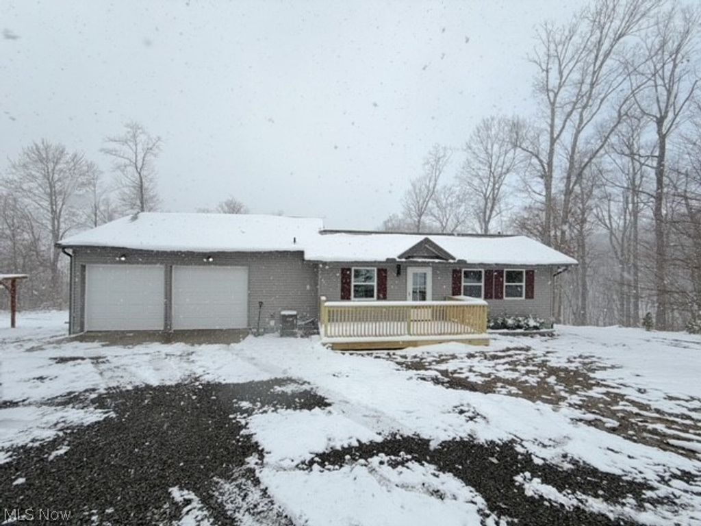 Photo of 1634 Roxford Church Road SE, Dennison, OH 44621 (MLS # 5190305)
