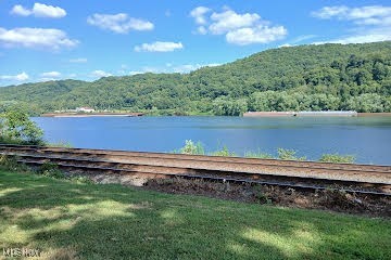 909 Riverside Avenue