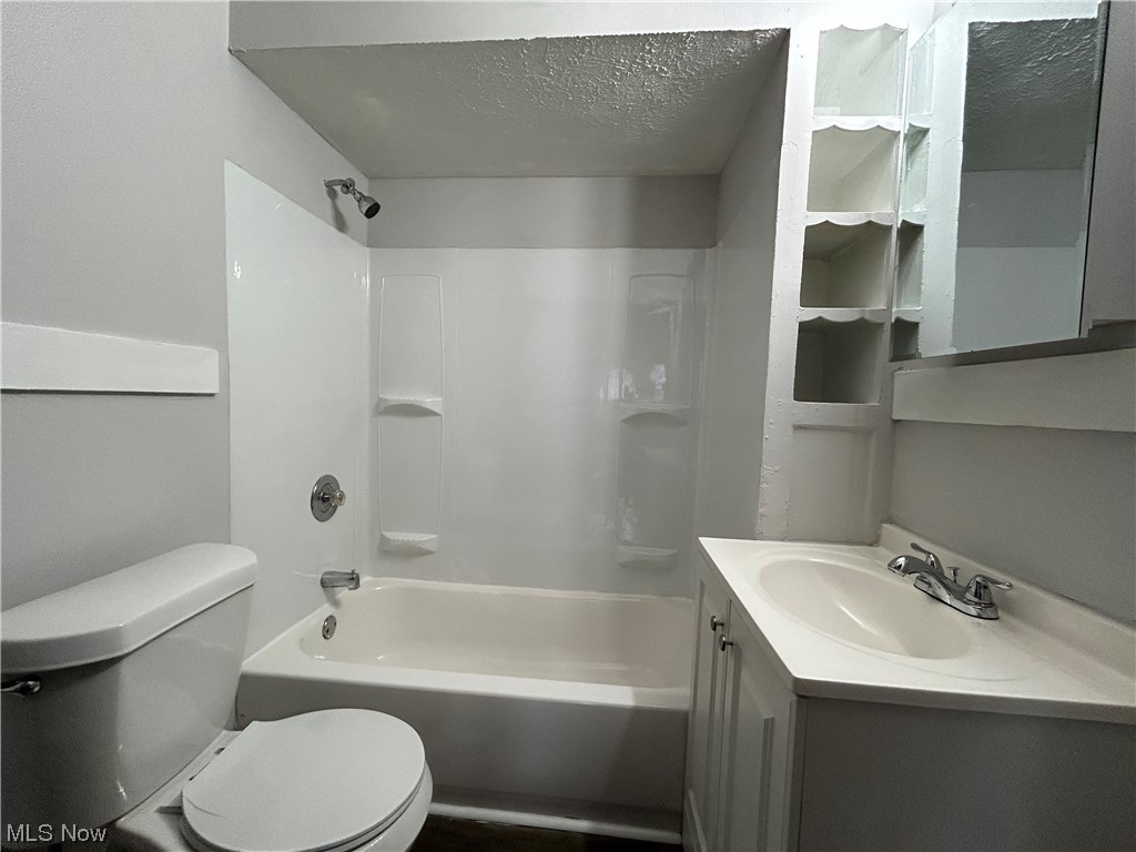 Jh Hardys Sub - Residential Lease
