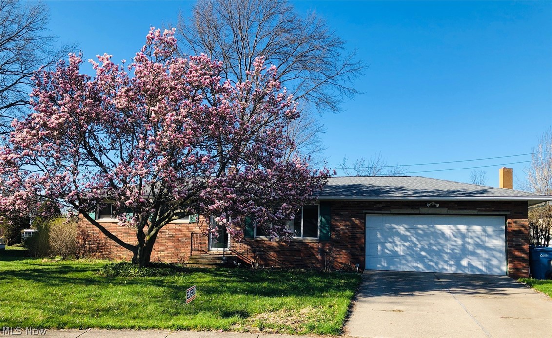 Dont miss this spectacular Brick Ranch W/1st Floor Family Rm, 3 Bedrooms w/Beautiful Hard Wood Floors, 2 renovated Full Baths and a newly renovated Custom Kitchen which is something to behold. Corian, stainless, custom backsplash, slow close cabinets and gas range with a dining area and sunroom off the kitchen. Lower level boasts a Full Finished Bsmt, 38x13 Carpeted Rec Rm, full bath, custom built bar with service and mini fridge. There is also a full bathroom off of the bar and rec area. Build out of the basement and kitchen are albeit 5 years new!! Outside is a Fenced in Yard W/Gate*Att 2 Car, semi Cul-de-sac Lot. This home has been very well loved and is move in ready.