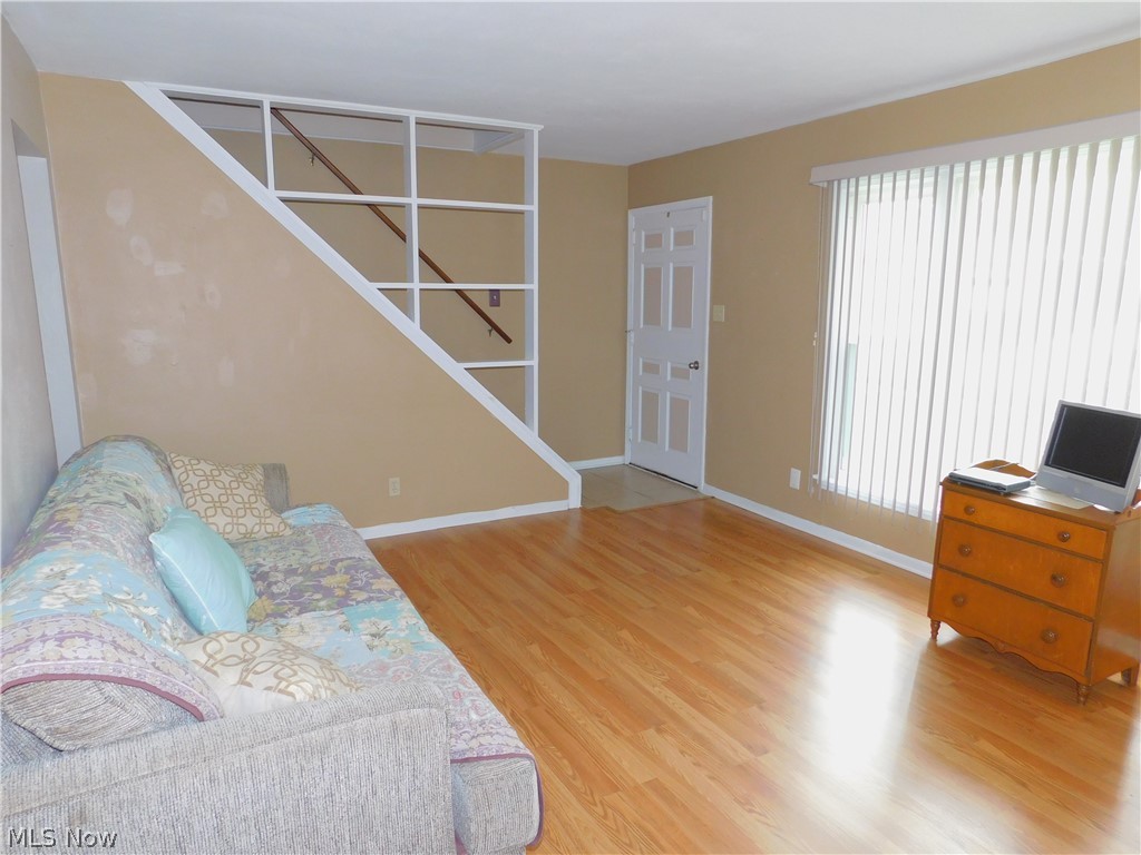 Heslop Morning View 02 Allotme - Residential