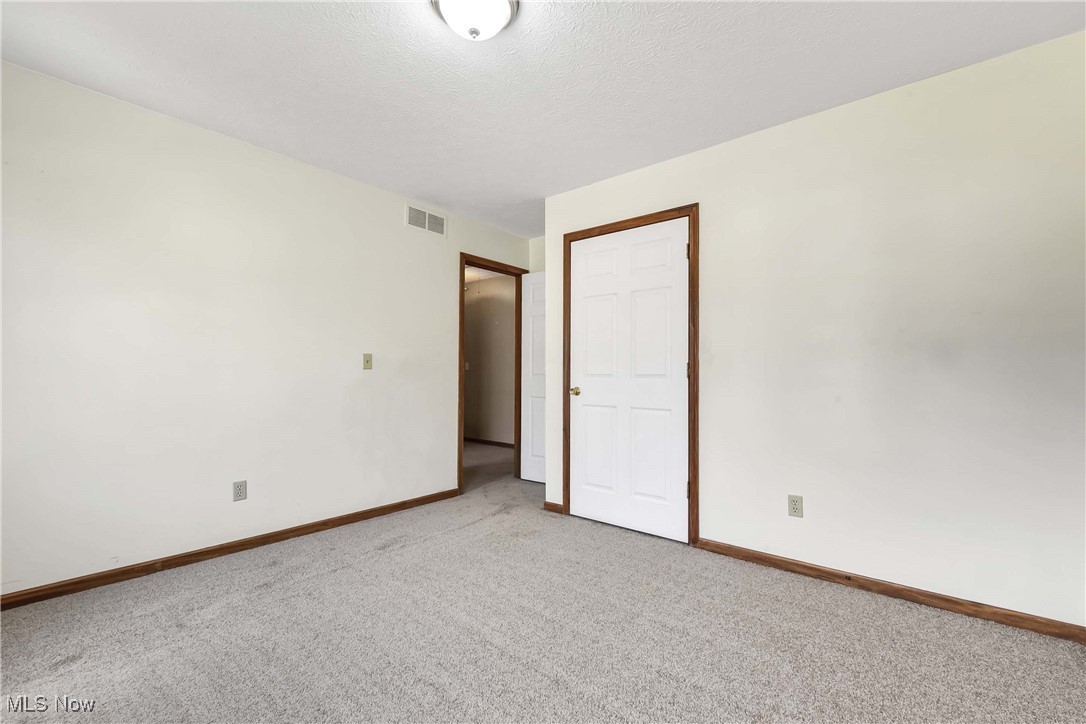 1124 New Market Trail, Brunswick, Ohio image 30