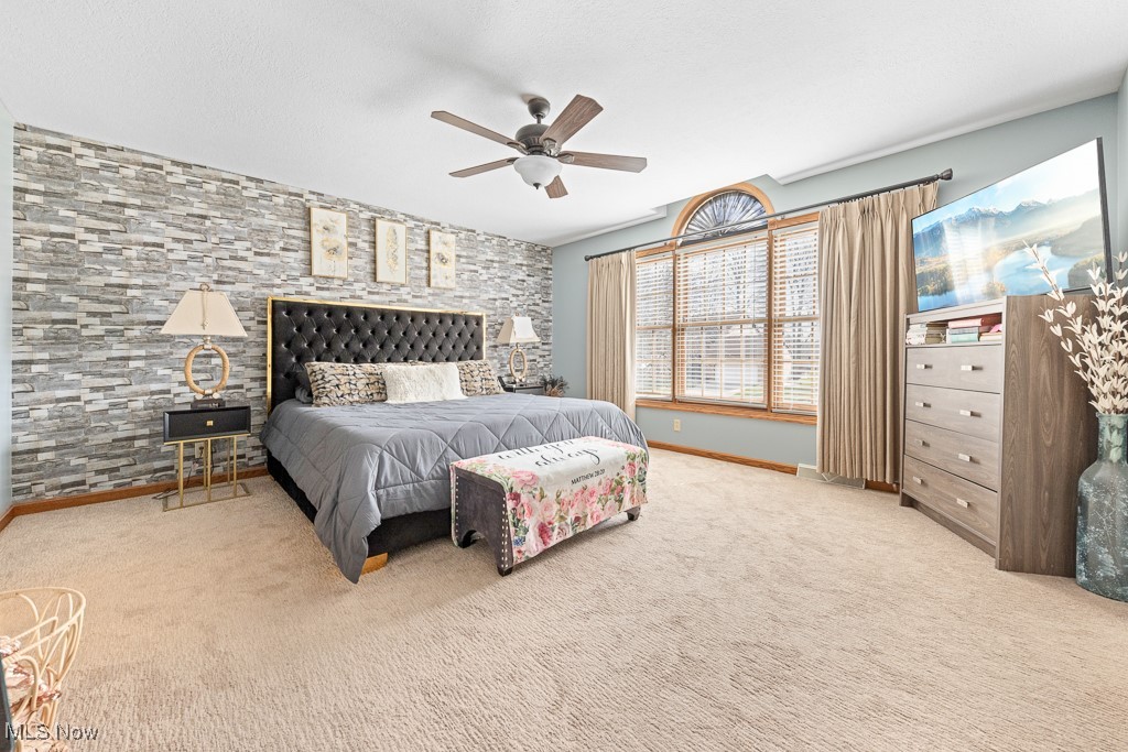 2135 Sunray Circle, Alliance, Ohio image 23