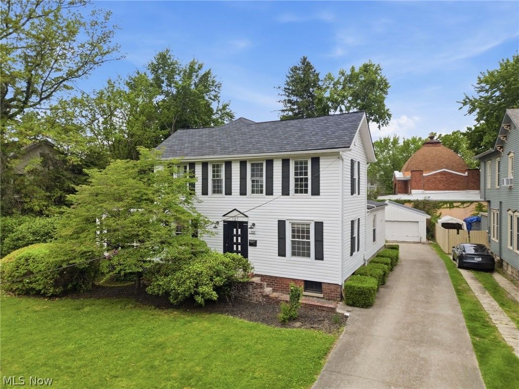 Photo of 727 Convers Avenue, Zanesville, OH 43701 (MLS # 5208295)