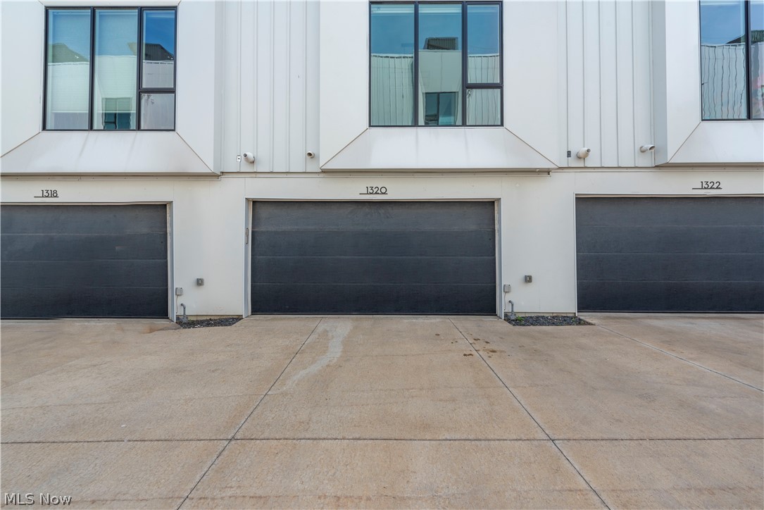 Cyan Park Twnhms Sub - Residential