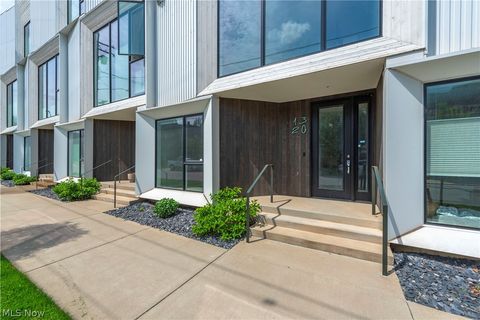 Townhouse For Sale - 1320 W 58th Street<br/> Cleveland, OH 44102