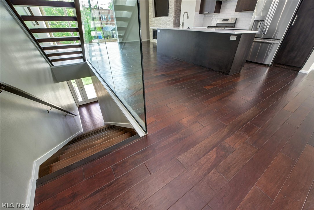 Cyan Park Twnhms Sub - Residential