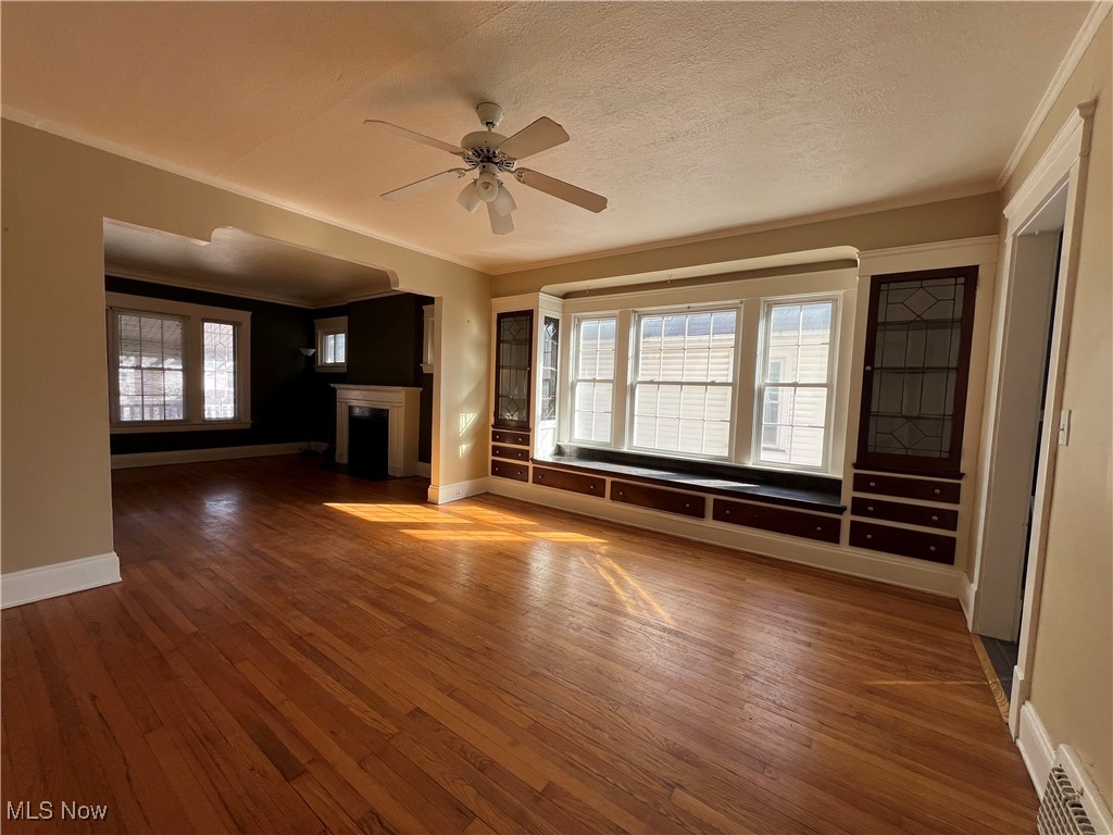 Lakewood, Ohio 44107, United States, 2 Bedrooms Bedrooms, ,1 BathroomBathrooms,Residential,Pending,89944