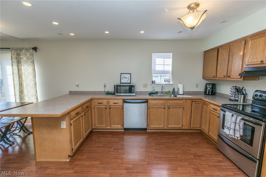 Falls River Xing Clstr Unit De - Residential