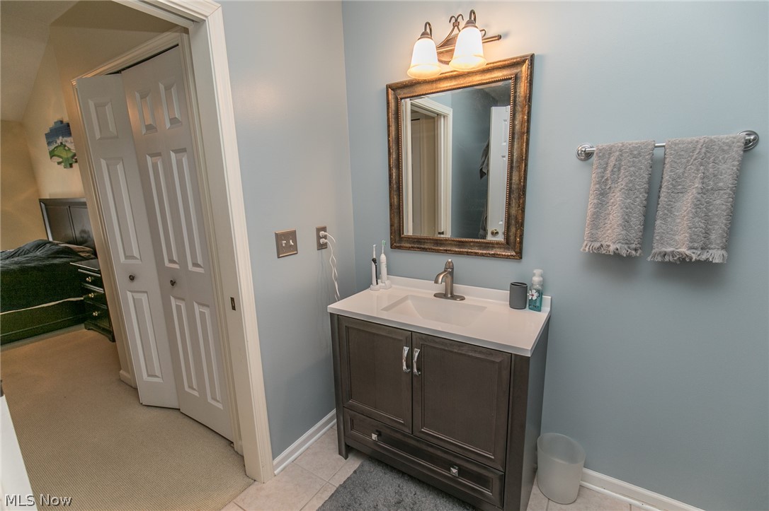 Falls River Xing Clstr Unit De - Residential