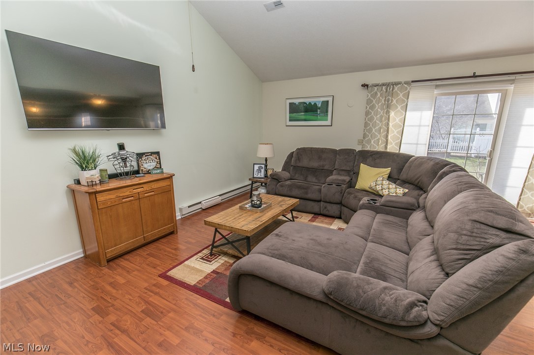 Falls River Xing Clstr Unit De - Residential