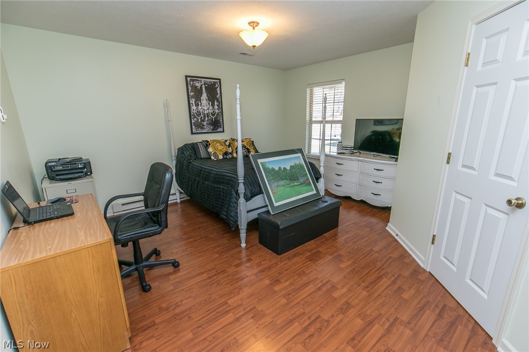 Falls River Xing Clstr Unit De - Residential