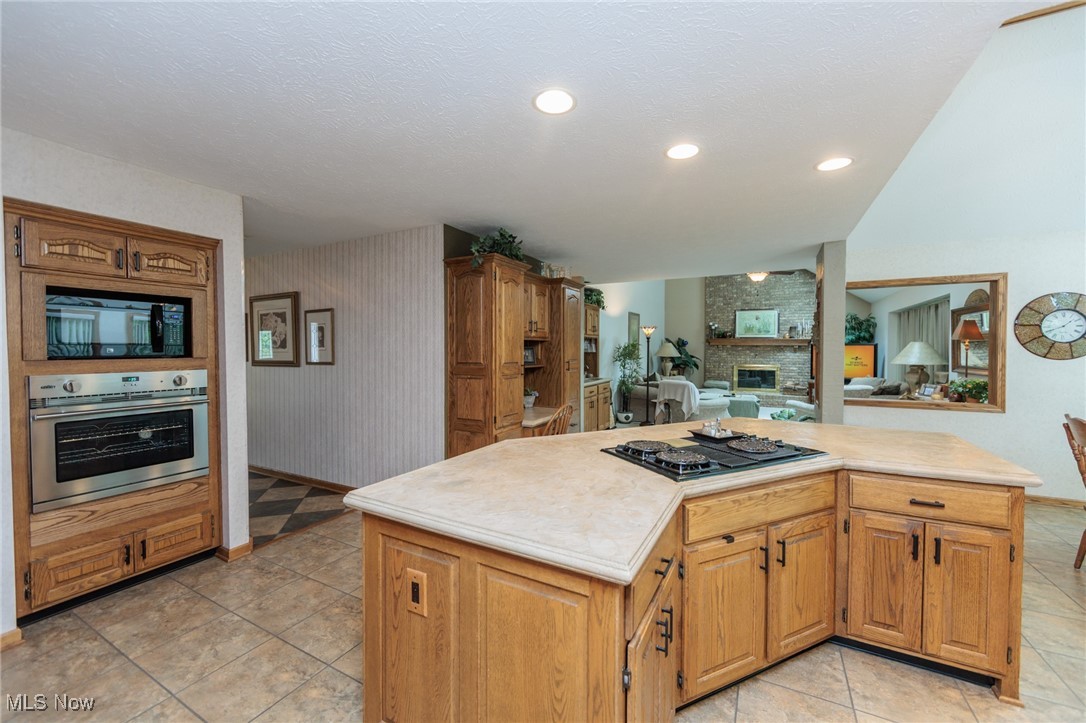 10702 Tudor Circle