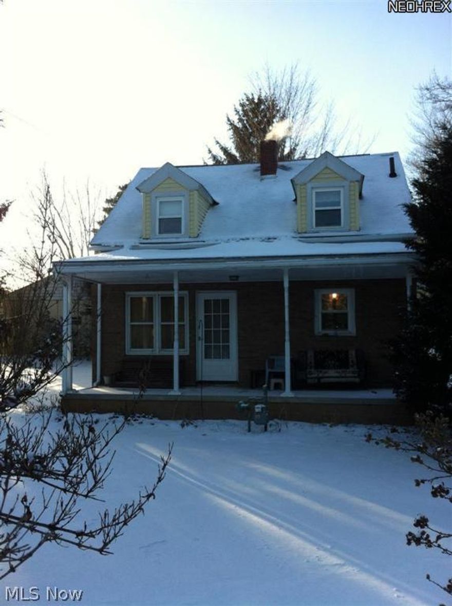 Lovely country home with 4 bedrooms, 2 full baths and 2+ garage on a large lot. Great place to raise a family. Well maintained. Move in and make it yours!