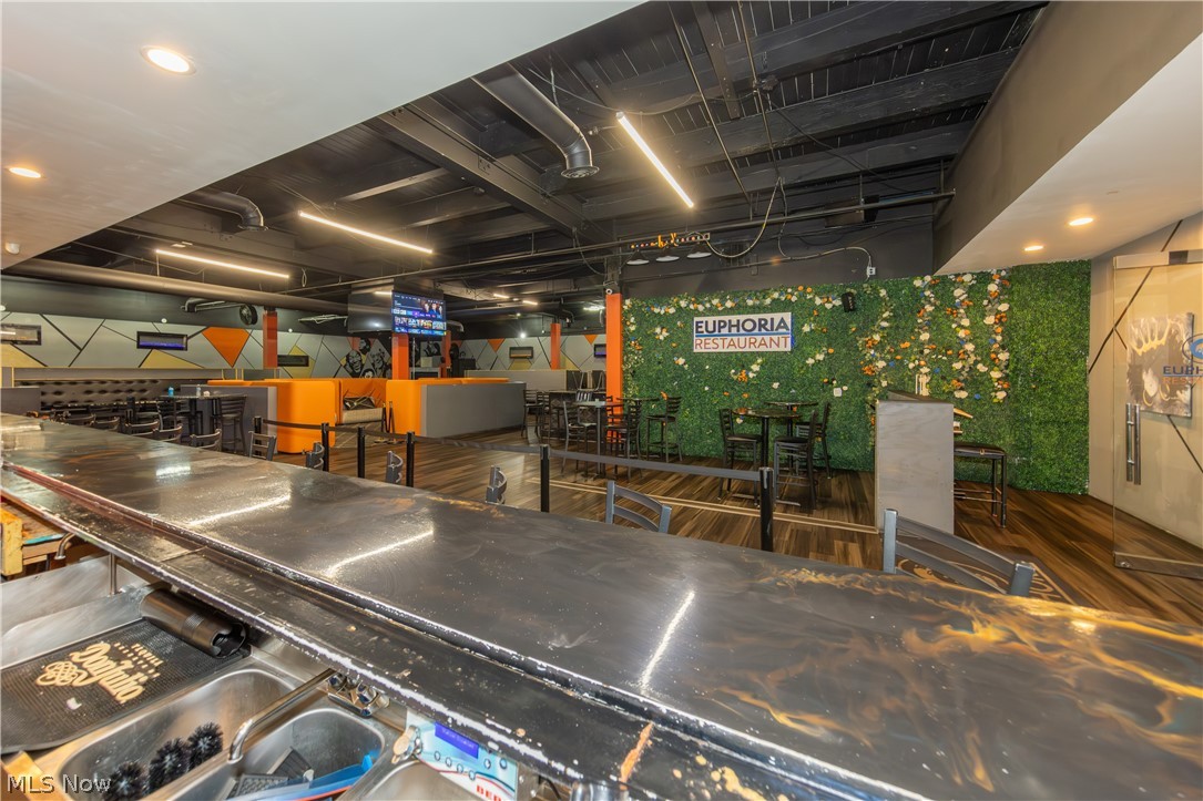 Cleveland, Ohio 44114, United States, ,Commercial,Active,57205