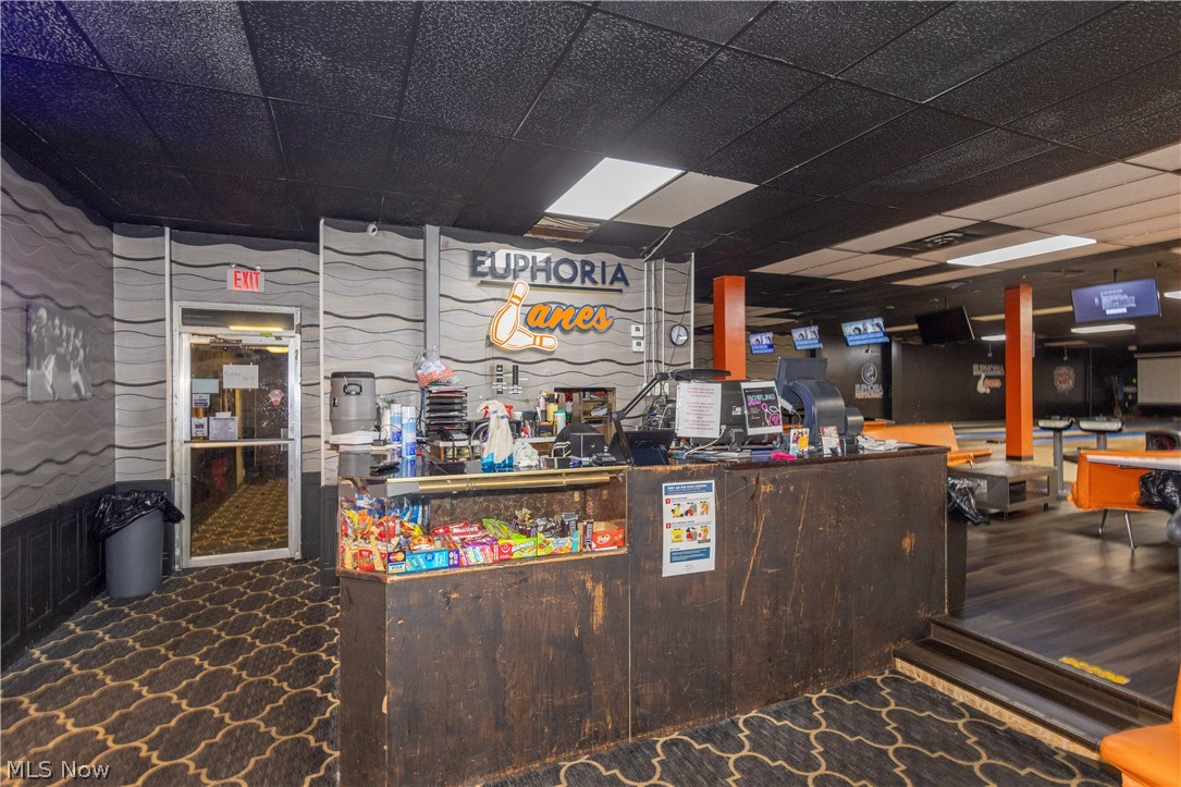 Cleveland, Ohio 44114, United States, ,Commercial,Active,57205