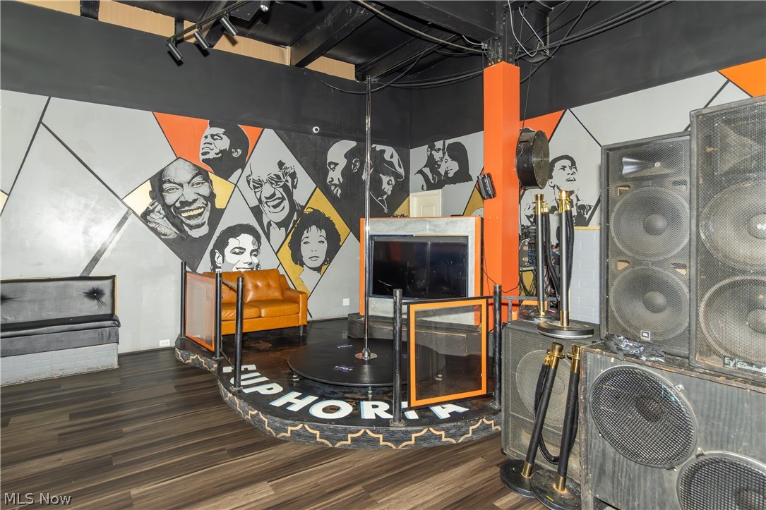 Cleveland, Ohio 44114, United States, ,Commercial,Active,57205