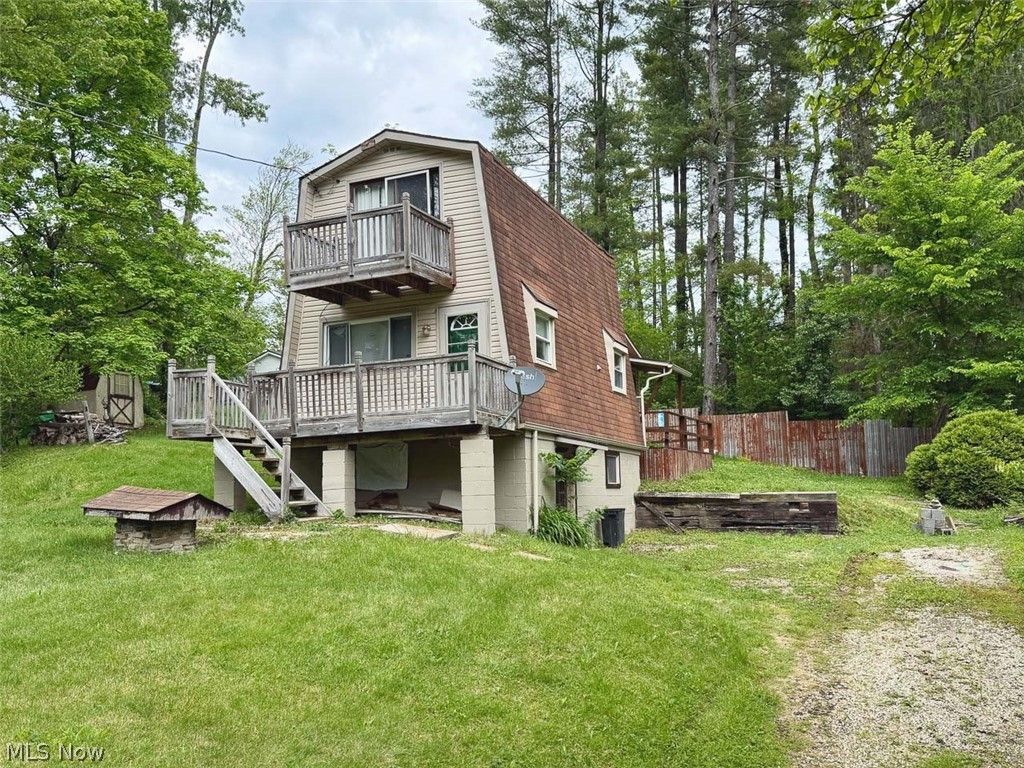 Photo of 2087 Vesper Road SW, Carrollton, OH 44615 (MLS # 5211848)