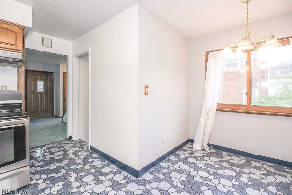 Shaker-Lee - Residential