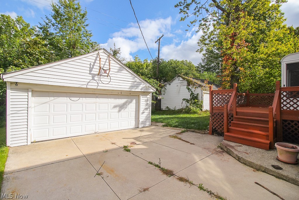 Shaker-Lee - Residential