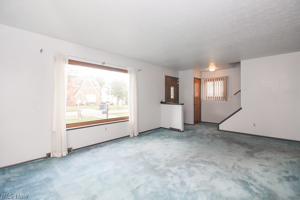 Shaker-Lee - Residential