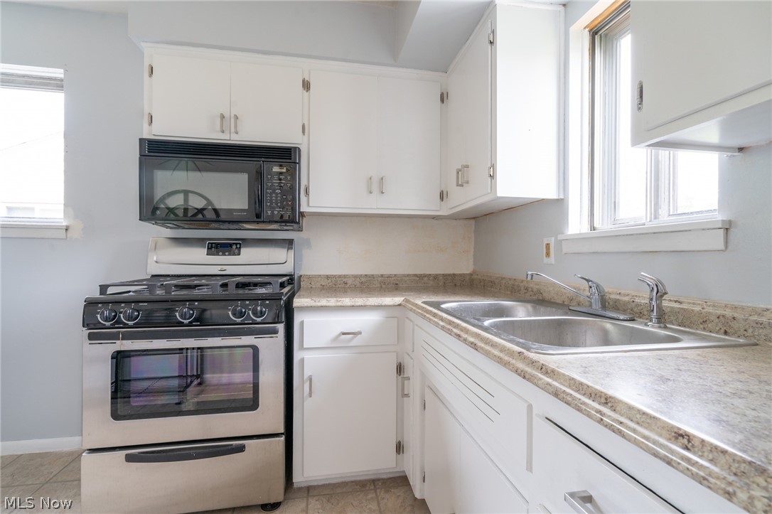 Alex Fodor Estates 02 - Residential