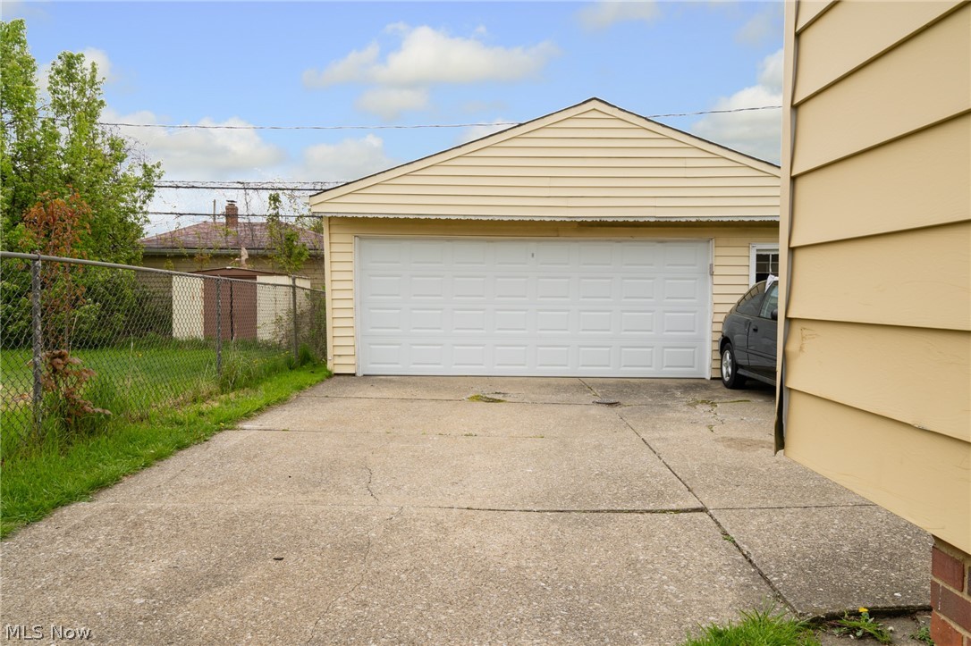 Alex Fodor Estates 02 - Residential