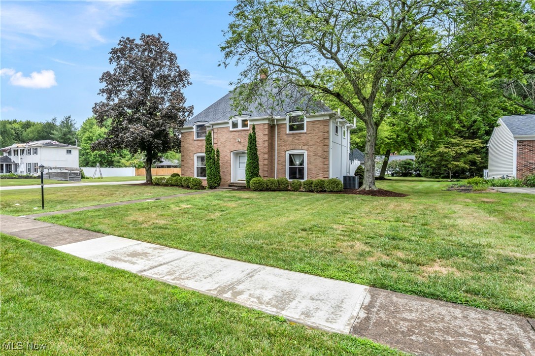 2325 Elmwood Drive