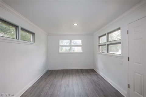 Tiny photo for 19806 Mountville Drive, Maple Heights, OH 44137 (MLS # 5239379)