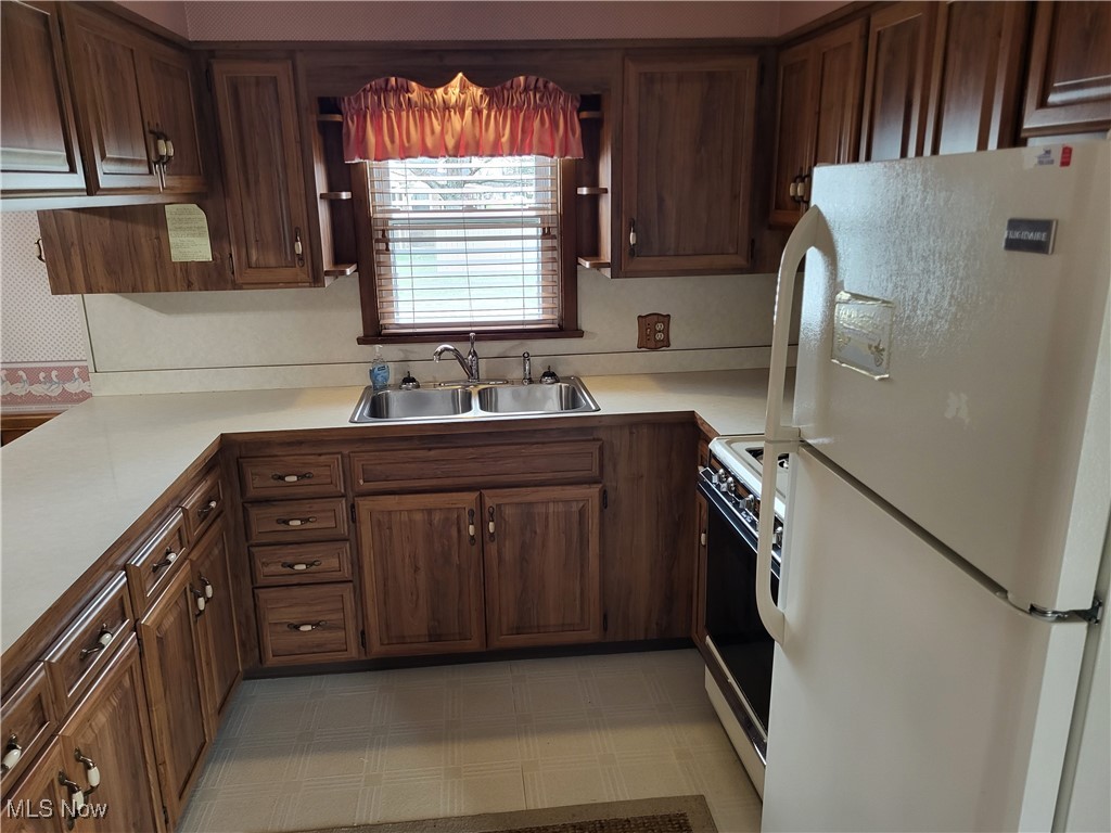 1146 Detroit Avenue, Youngstown, Ohio image 13