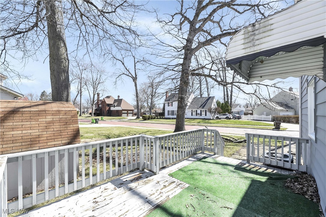 369 E 270th Street, Euclid, Ohio image 5