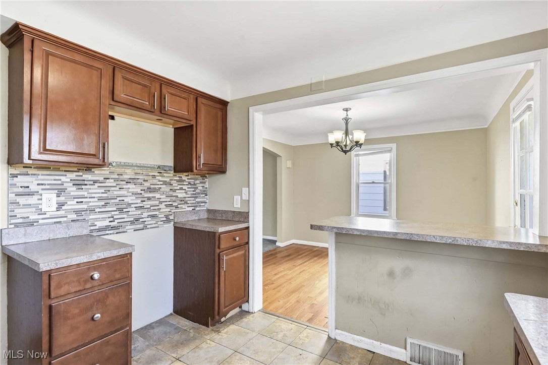 369 E 270th Street, Euclid, Ohio image 16